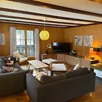 Finkenwiese - Fuer 8 Erwachsene Und 5 By Interhome * Zweisimmen