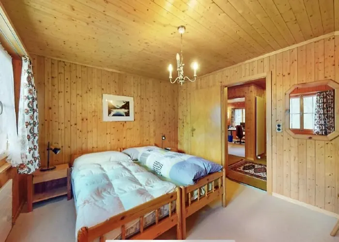 Finkenwiese - Fuer 8 Erwachsene Und 5 By Interhome * Zweisimmen